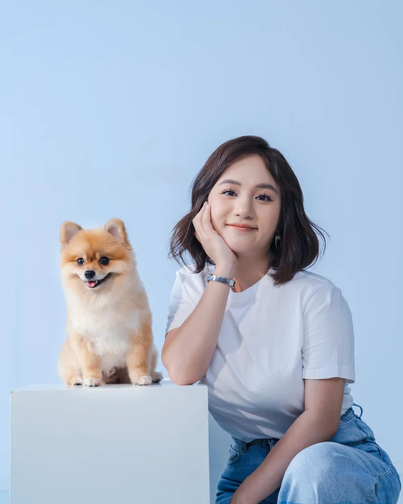 Portrait of Sếp Mai — Founder of Mật Pet Family (2/9)