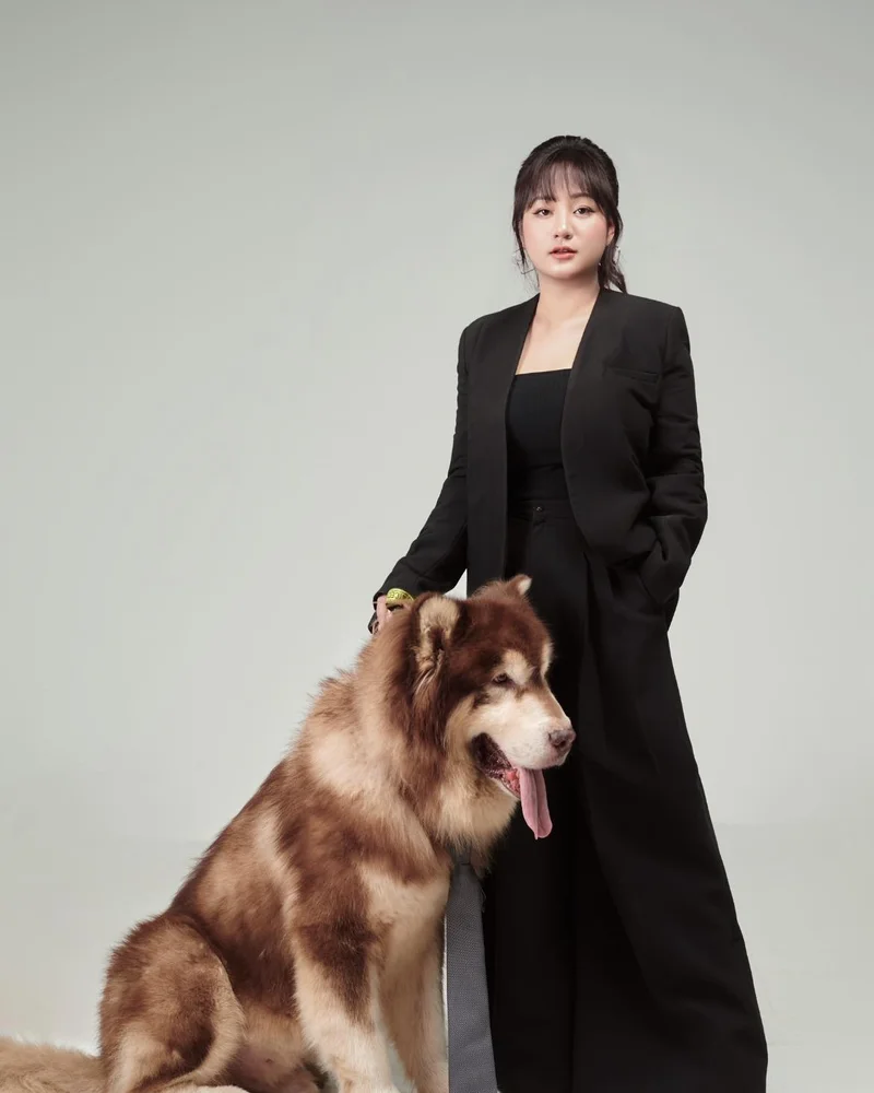 Portrait of Sếp Mai — Founder of Mật Pet Family (6/9)